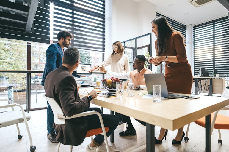 HG shutterstock 2476921051