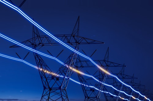 Shutterstock 2421616751